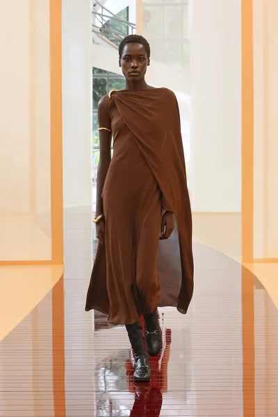 Look 9